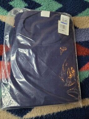 Vintage Campmor Long Sleeve Shirt Mens Small Navy Blue Solid New USA